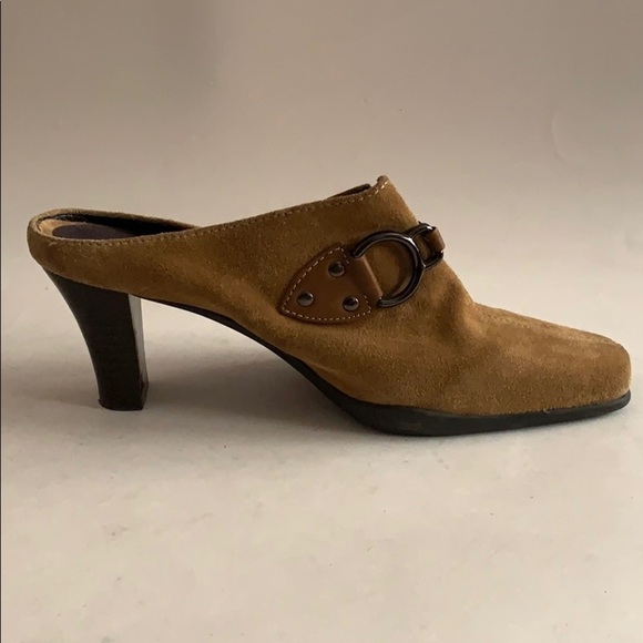 Aerosoles brown suede leather mules size 6.5B - Picture 5 of 8